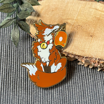 Fox with a lantern | Enamel Pins