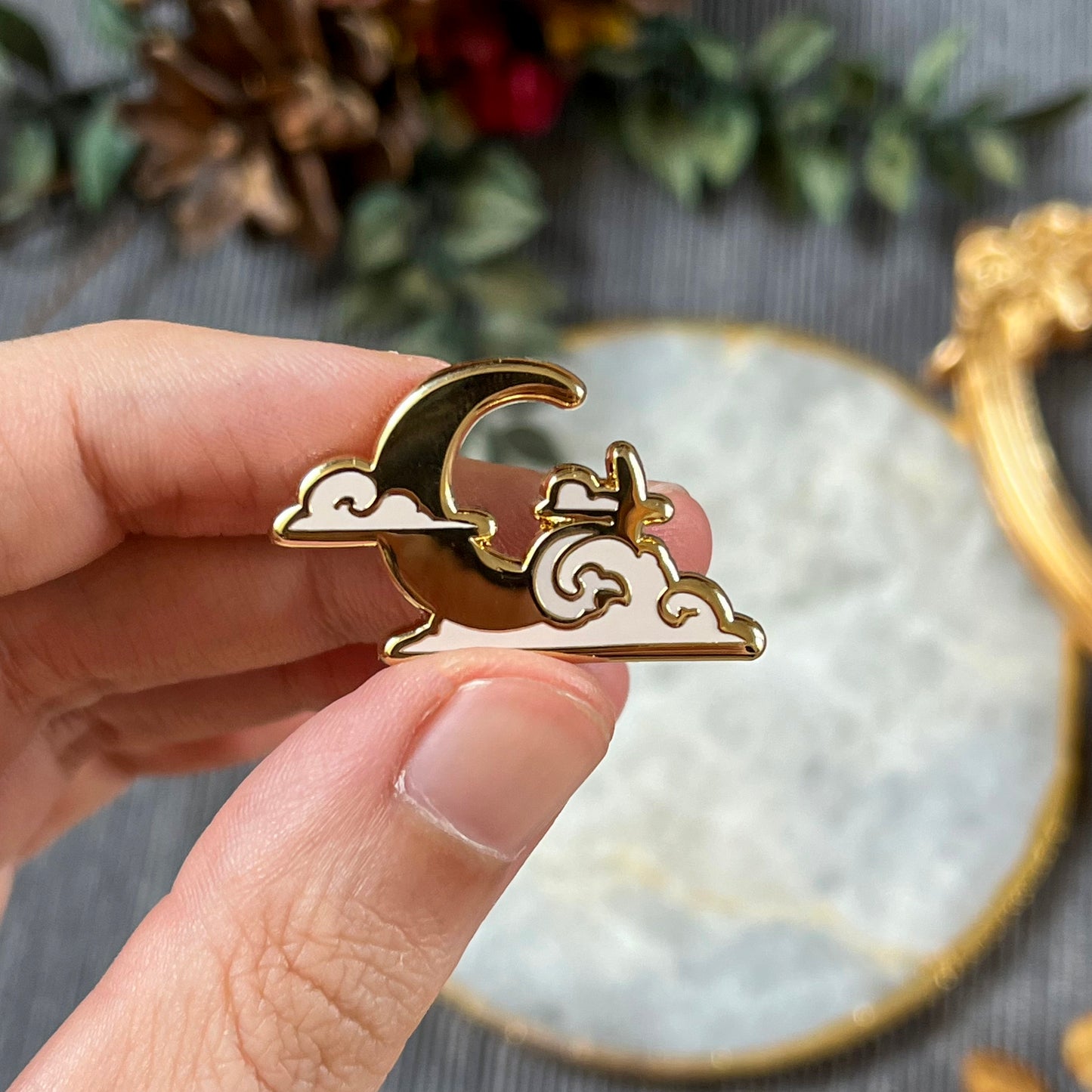 Mini Pins Sun & Moon | Enamel Pins