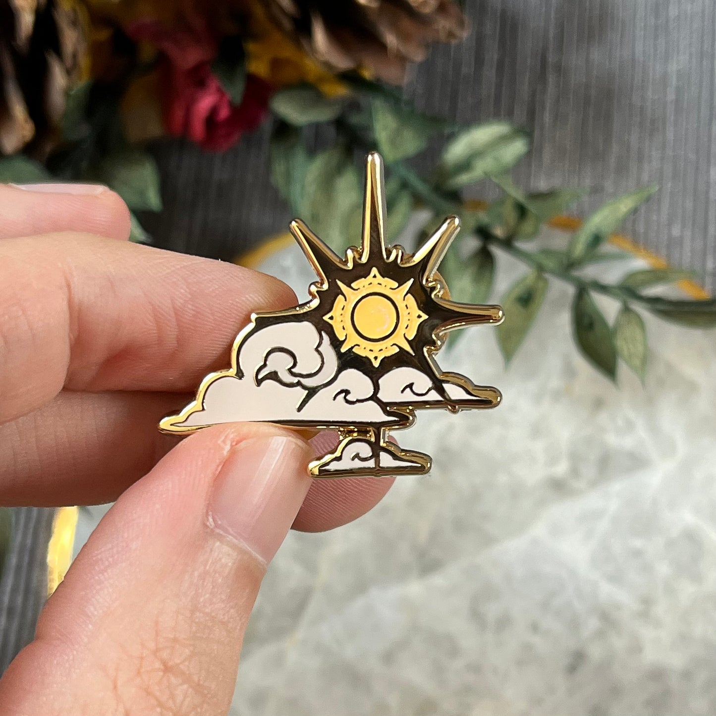 Mini Pins Sun & Moon | Enamel Pins