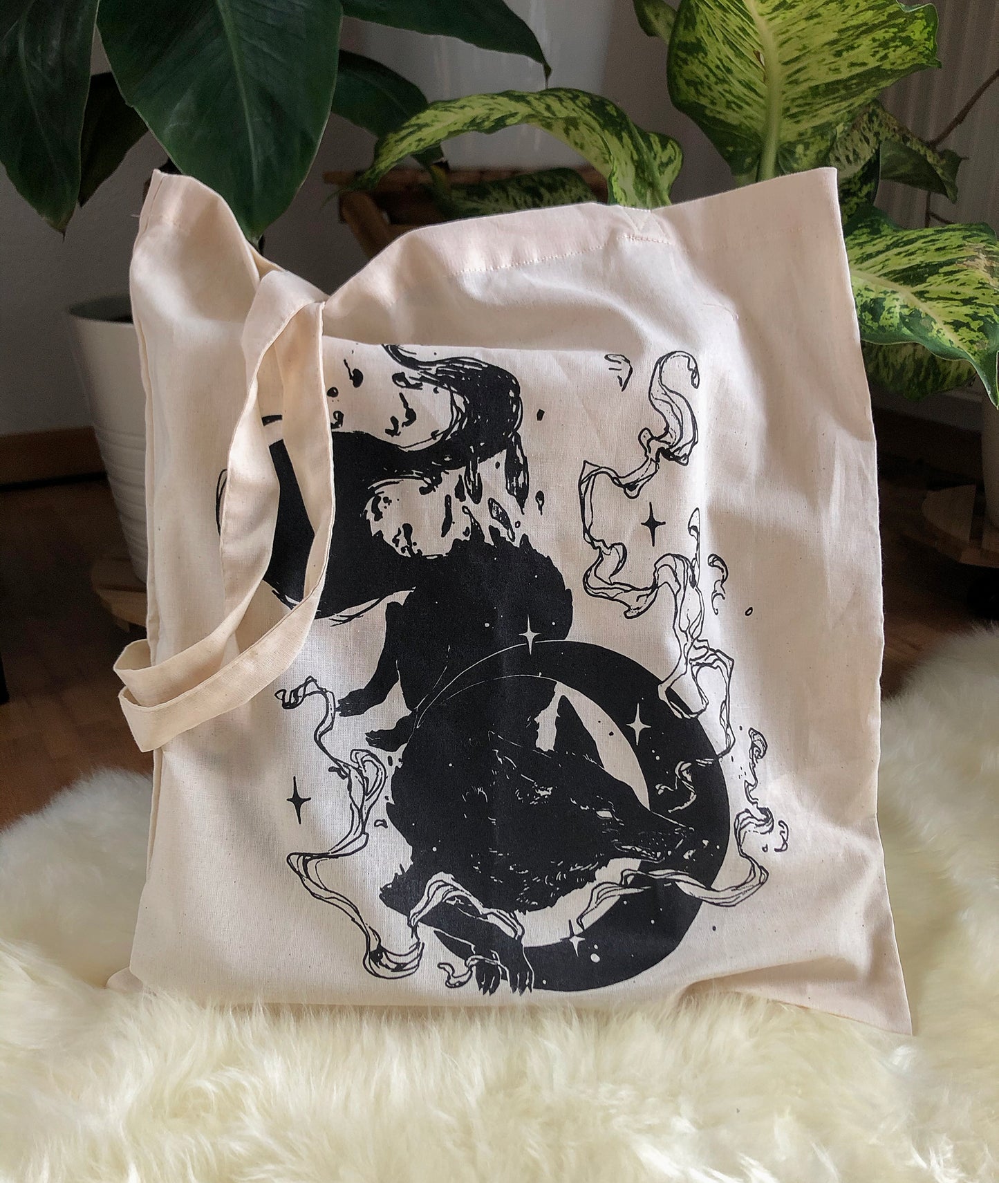 Mooneater | Tote Bag - Aurigae Art &Illustration