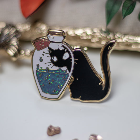 Starry Potion | Enamel Pin - Aurigae Art &Illustration