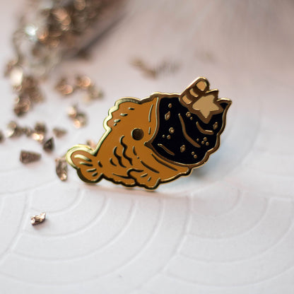 Starry Taiyaki | Enamel Pin - Aurigae Art &Illustration